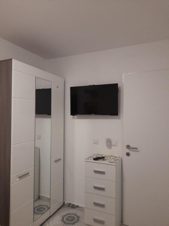 Apartments Donella أوماغ المظهر الخارجي الصورة