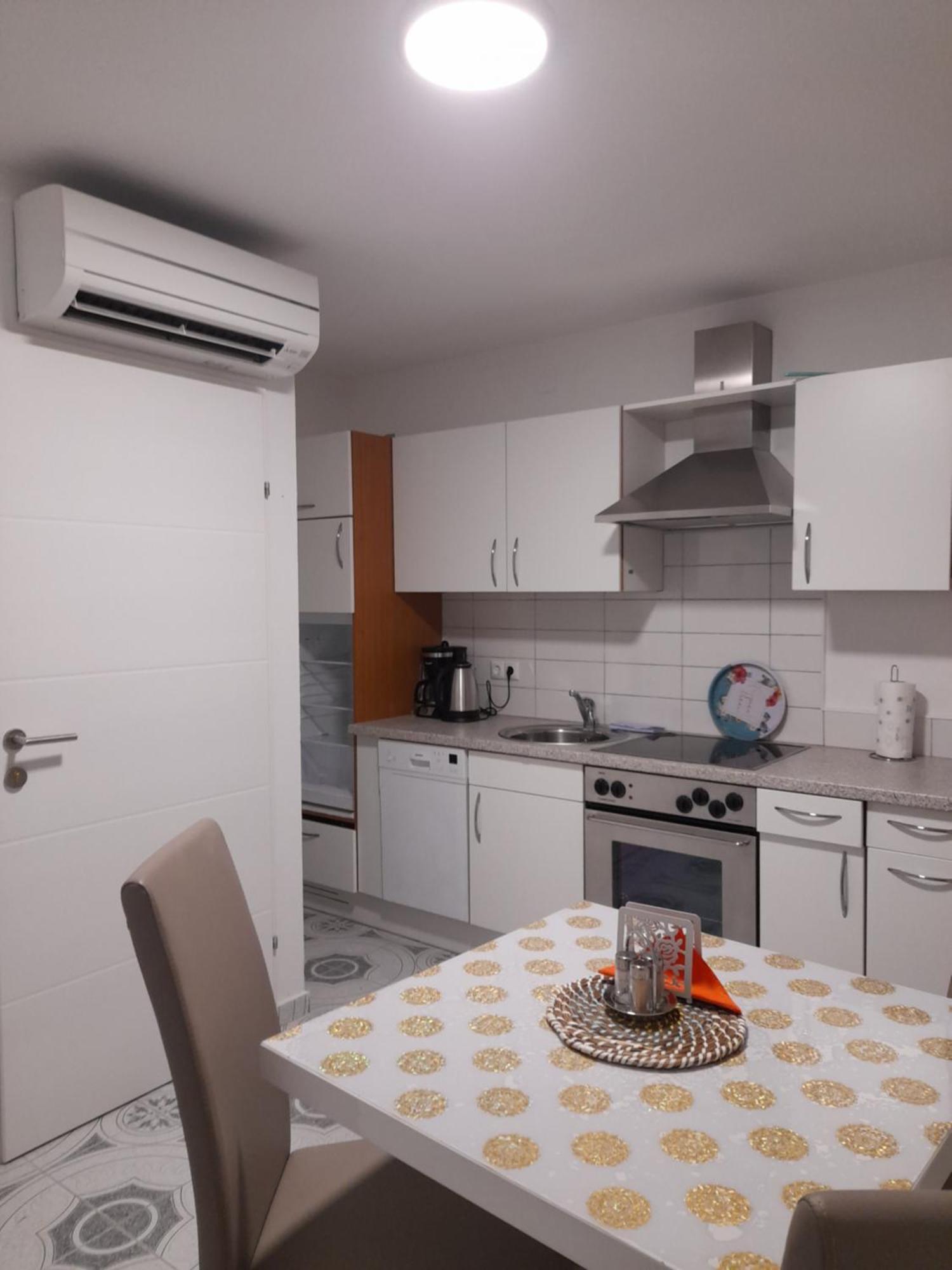 Apartments Donella أوماغ المظهر الخارجي الصورة